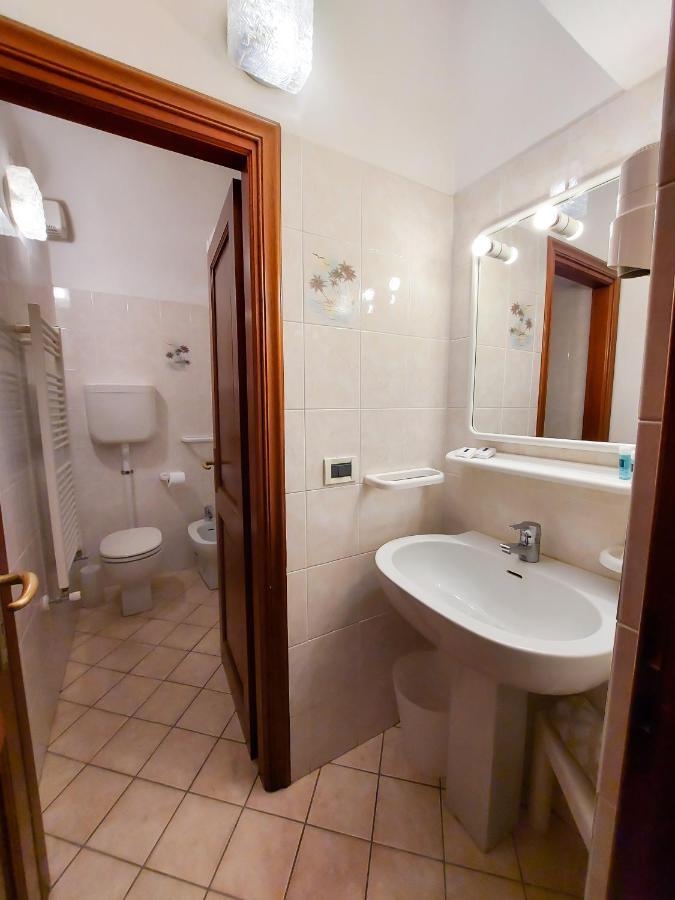 Residence Italia Финале Лигуре Екстериор снимка