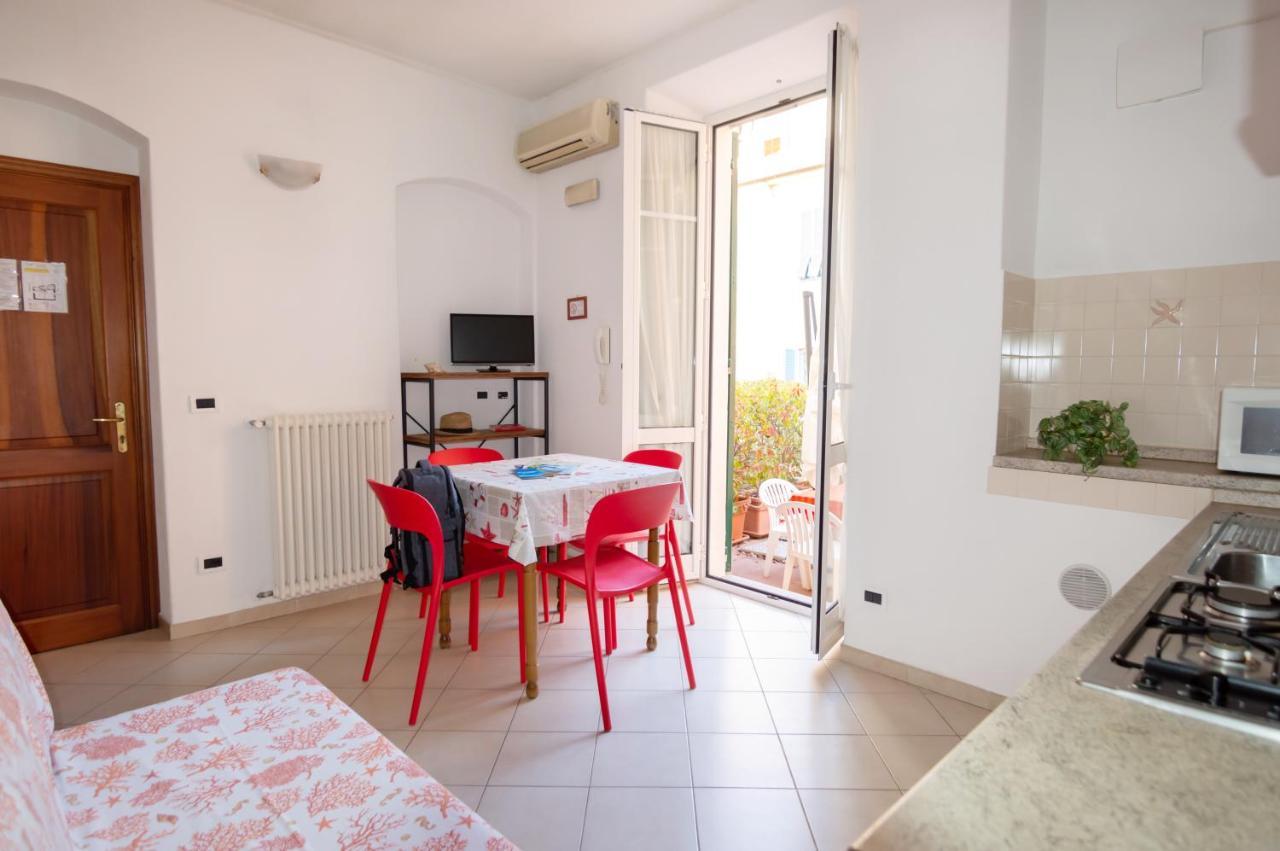 Residence Italia Финале Лигуре Екстериор снимка