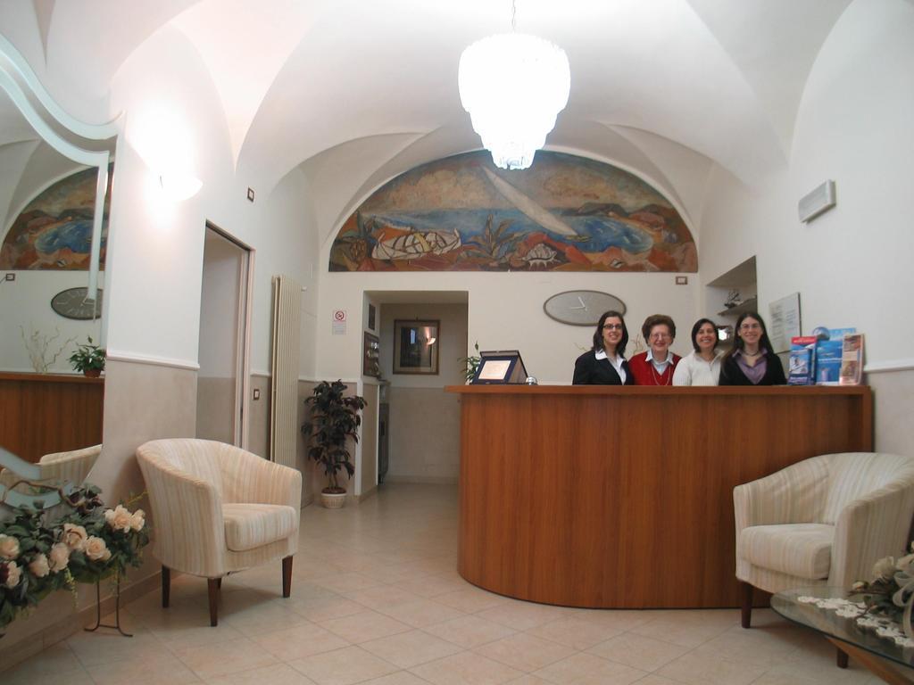 Residence Italia Финале Лигуре Екстериор снимка